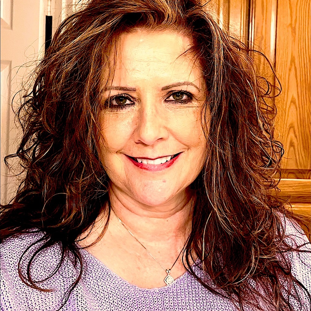 Meet your Posher, Nancy
